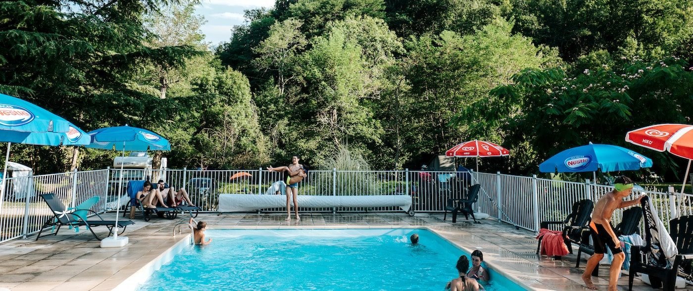 camping avec piscine le Mas d'Azil